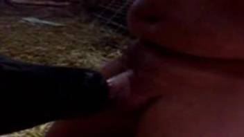 Great blowjob from a very attentive and sexy animal