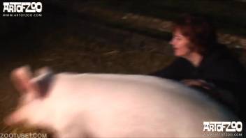 Voluptuous animal-obsessed mom getting pounded by a swine